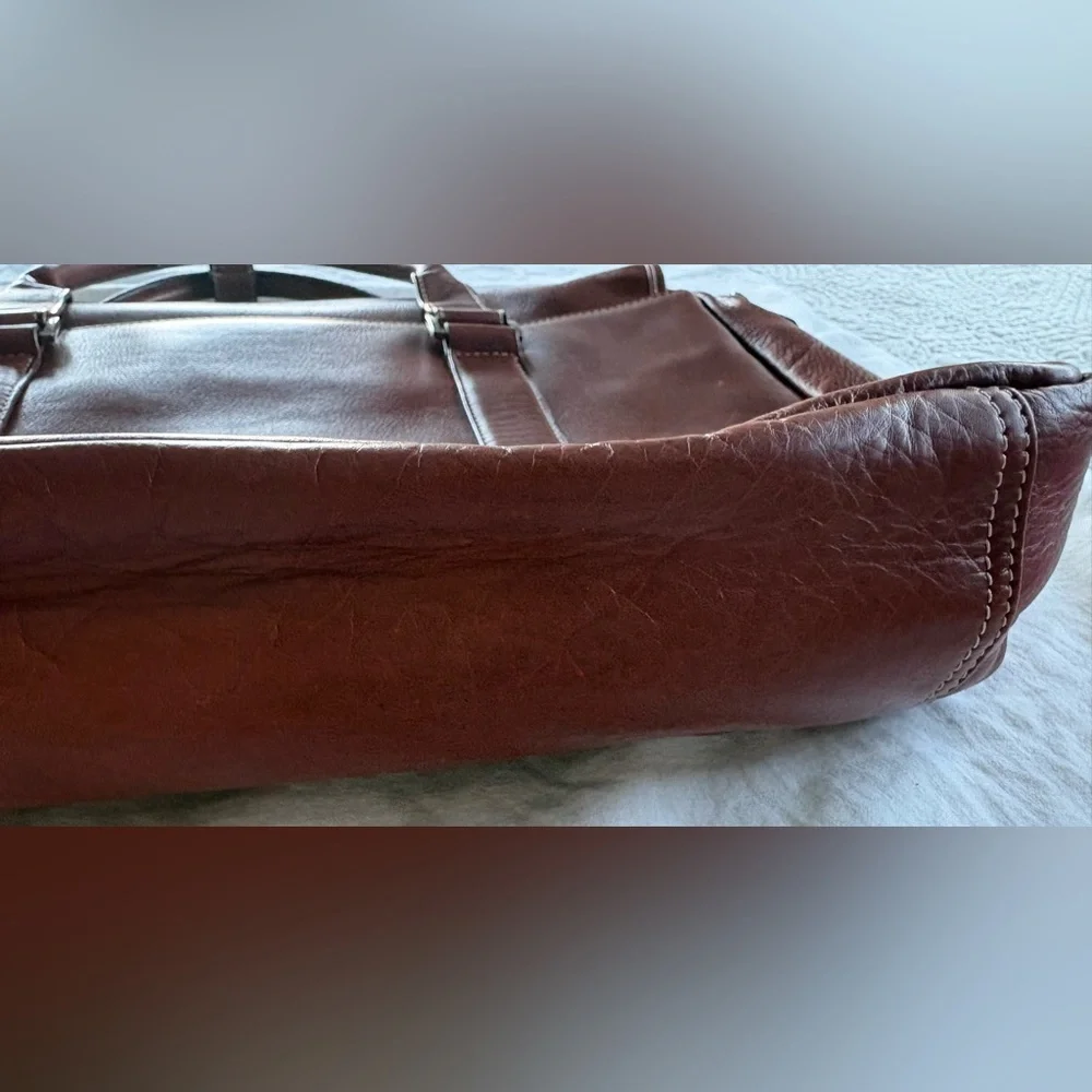 Osgoode Marley Leather Messenger Briefbag